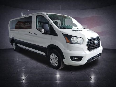 Used 2023 Ford Transit 350 XLT RWD image 7