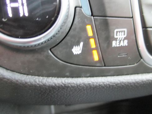 Used 2024 Chevrolet Equinox LT w/ LPO, Floor Liner Package image 18