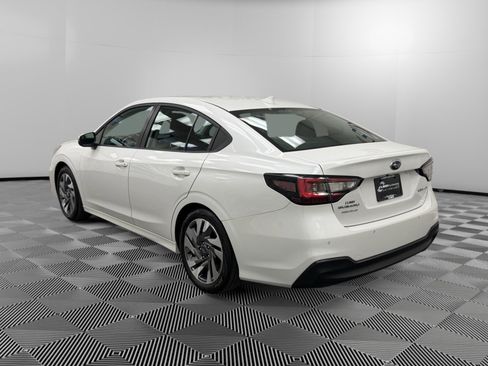 Used 2023 Subaru Legacy Limited image 3