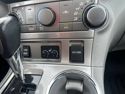 Used 2013 Toyota Highlander SE AWD/4WD image 21