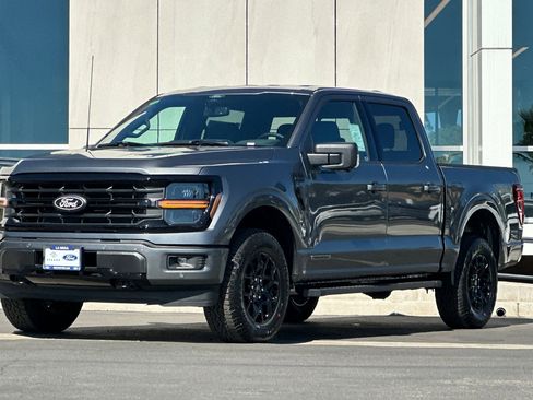 New 2025 Ford F150 XLT w/ Equipment Group 302A MID image 7