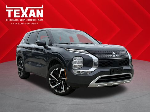 Used 2024 Mitsubishi Outlander SE FWD image 1