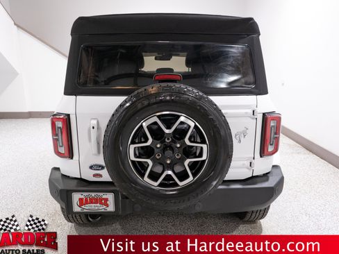 Used 2025 Ford Bronco Outer Banks AWD/4WD image 4