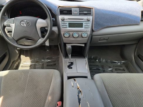 Used 2008 Toyota Camry LE FWD image 12