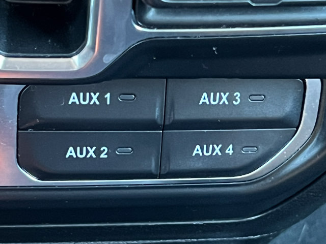 Used 2020 Jeep Gladiator Rubicon AWD/4WD image 37