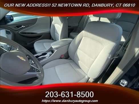 Used 2023 Chevrolet Malibu LT FWD image 9