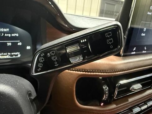 Used 2022 Lincoln Aviator Reserve w/ Equipment Group 201A AWD/4WD image 41