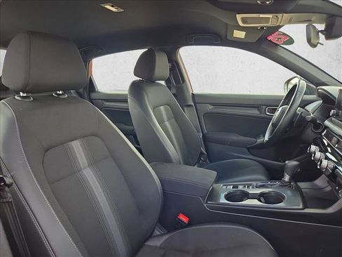 Used 2025 Honda Civic Sport image 18