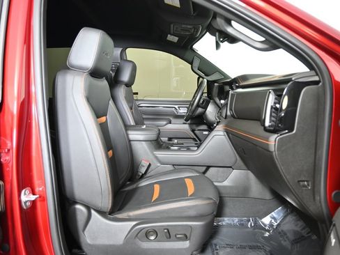 Used 2025 GMC Sierra 3500 AT4 AWD/4WD image 14
