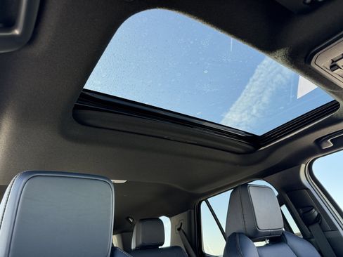 New 2026 Toyota 4Runner Platinum image 3