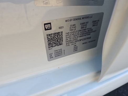 Certified 2023 GMC Sierra 1500 Elevation image 35