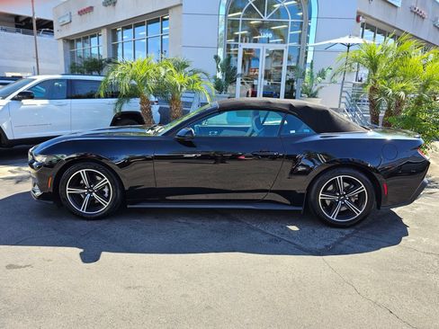 Used 2024 Ford Mustang Premium RWD image 4