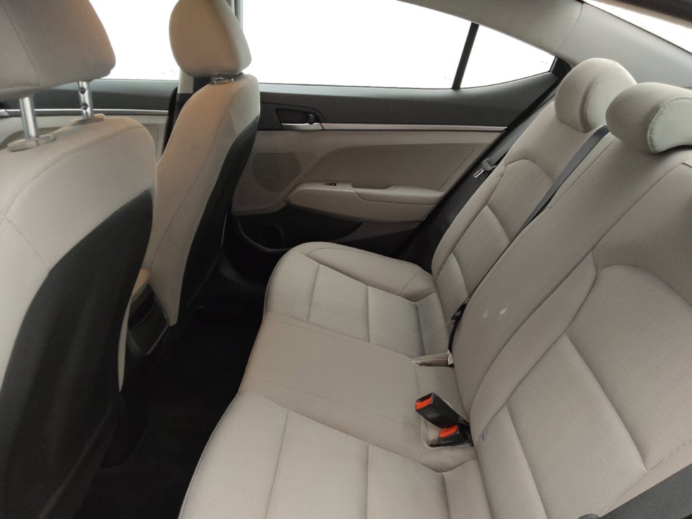 Used 2017 Hyundai Elantra SE FWD image 18