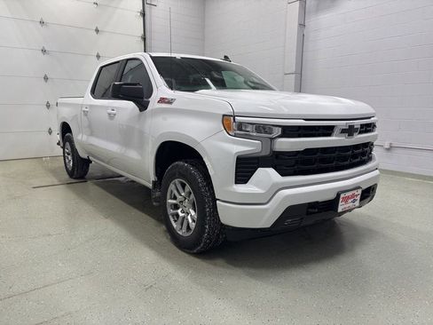 New 2026 Chevrolet Silverado 1500 RST AWD/4WD image 2