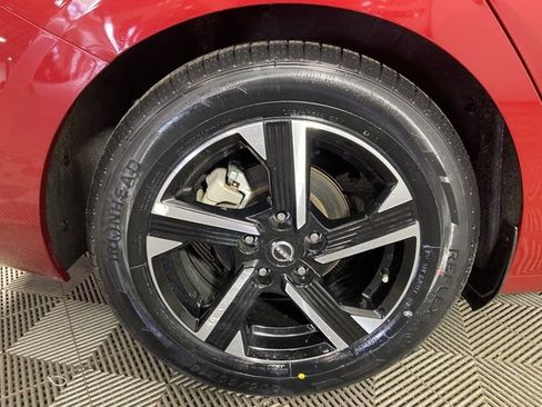 Used 2024 Nissan Sentra SV image 28