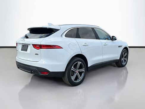 Used 2018 Jaguar F-PACE Portfolio image 3