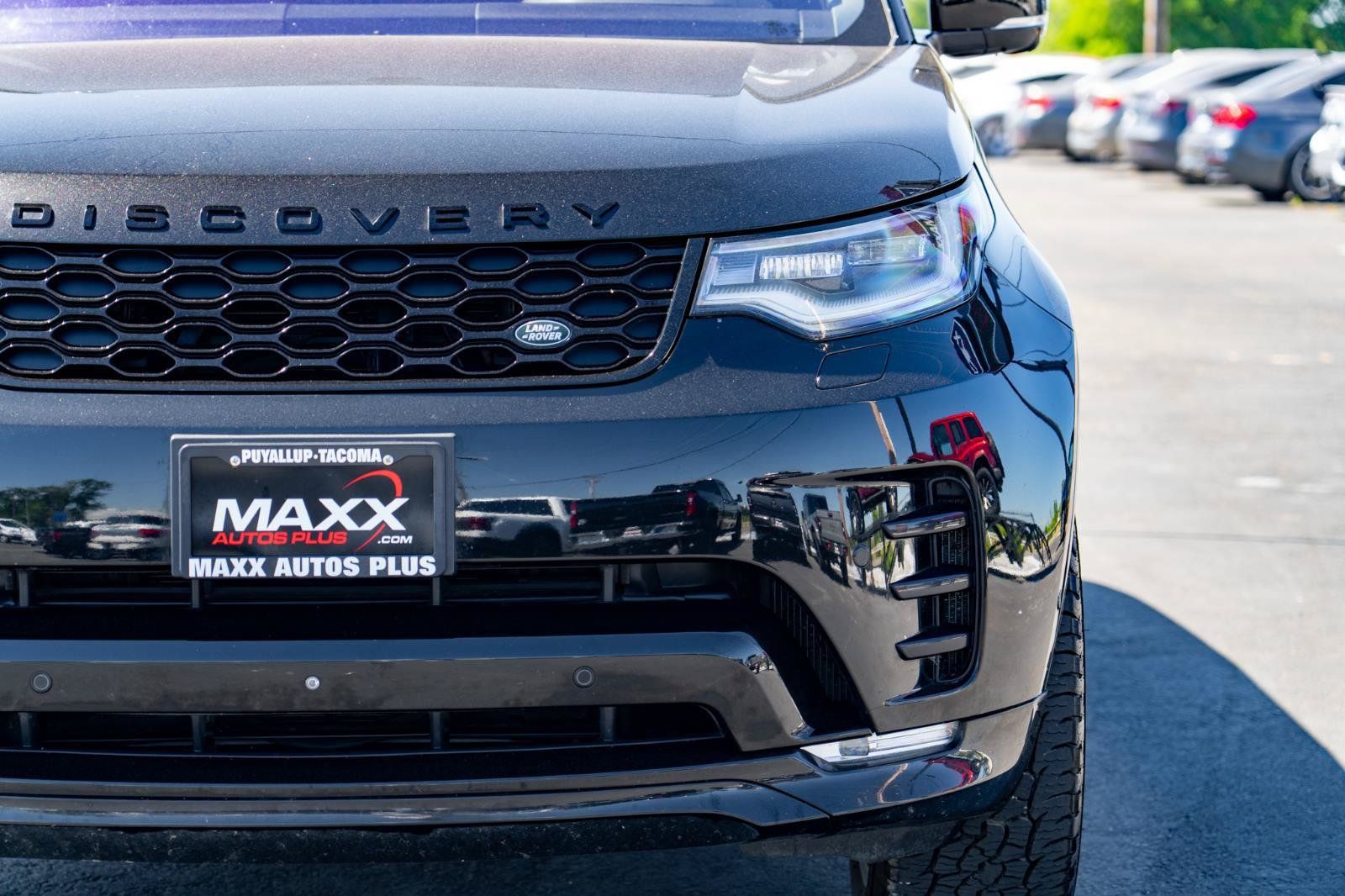 Used 2022 Land Rover Discovery HSE R-Dynamic AWD/4WD image 5