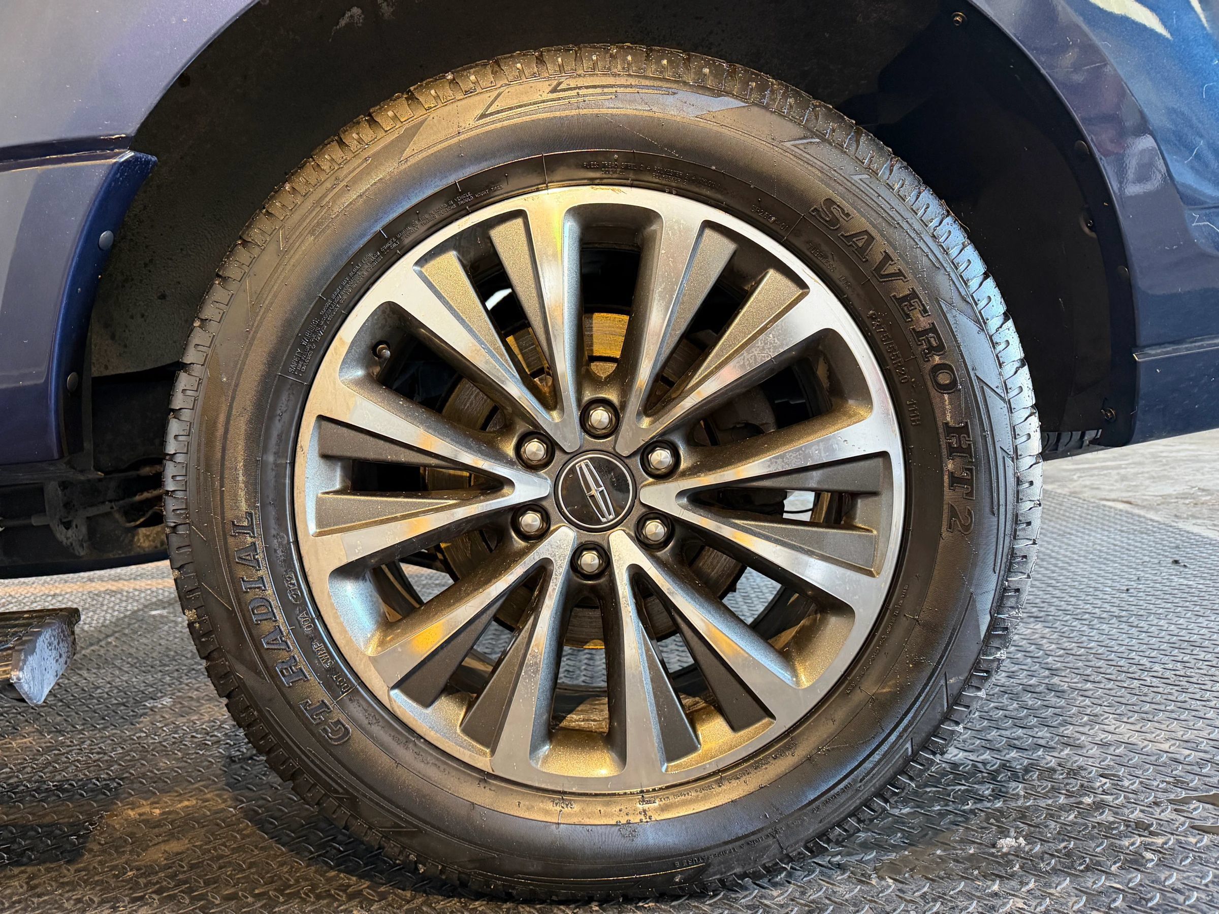 Used 2017 Lincoln Navigator L Select AWD/4WD image 8