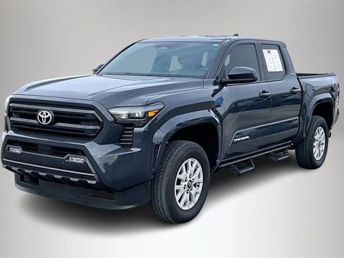 Used 2024 Toyota Tacoma SR5 w/ SR5 Upgrade Package image 2