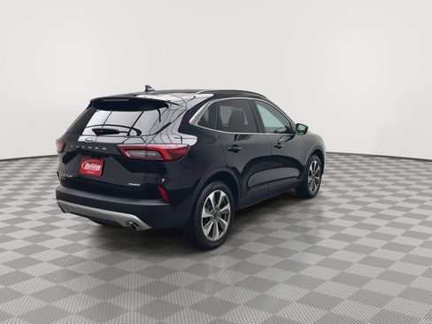 Certified 2024 Ford Escape Platinum image 39