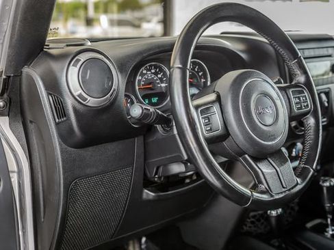 Used 2017 Jeep Wrangler Unlimited Sport w/ Quick Order Package 24S AWD/4WD image 30