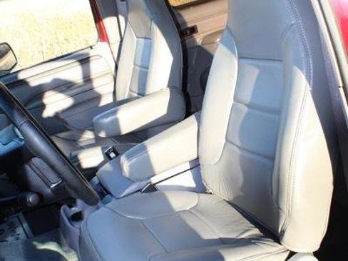 Used 1996 Ford Bronco XLT image 14