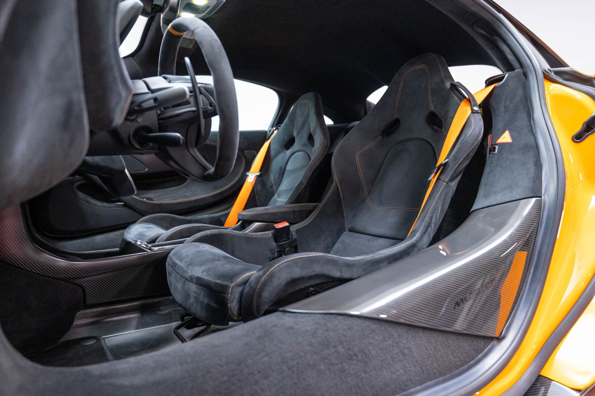 Used 2019 McLaren 600LT RWD image 9