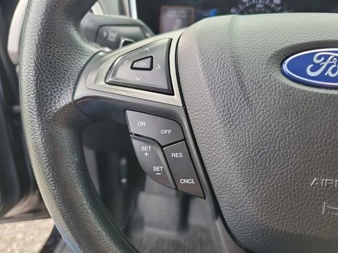Used 2020 Ford Fusion SE AWD/4WD image 14