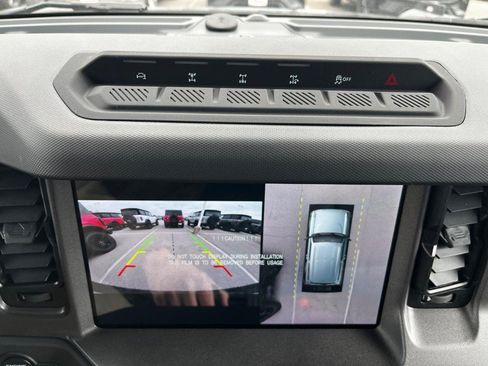 New 2025 Ford Bronco Badlands image 15