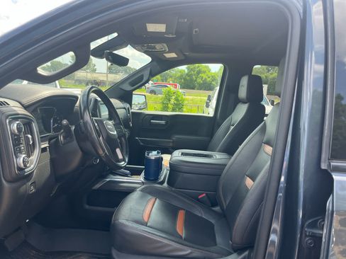Used 2021 GMC Sierra 1500 AT4 w/ AT4 Premium Package AWD/4WD image 6
