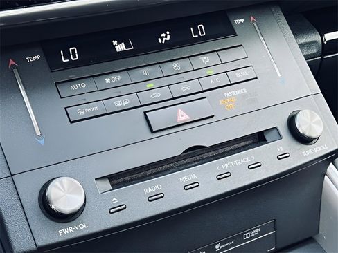 Used 2015 Lexus IS 250 AWD image 28