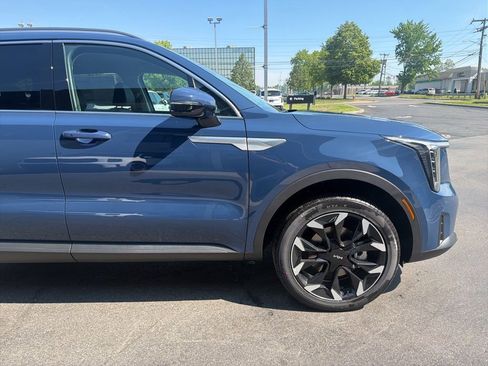 New 2026 Kia Sorento EX AWD/4WD image 6