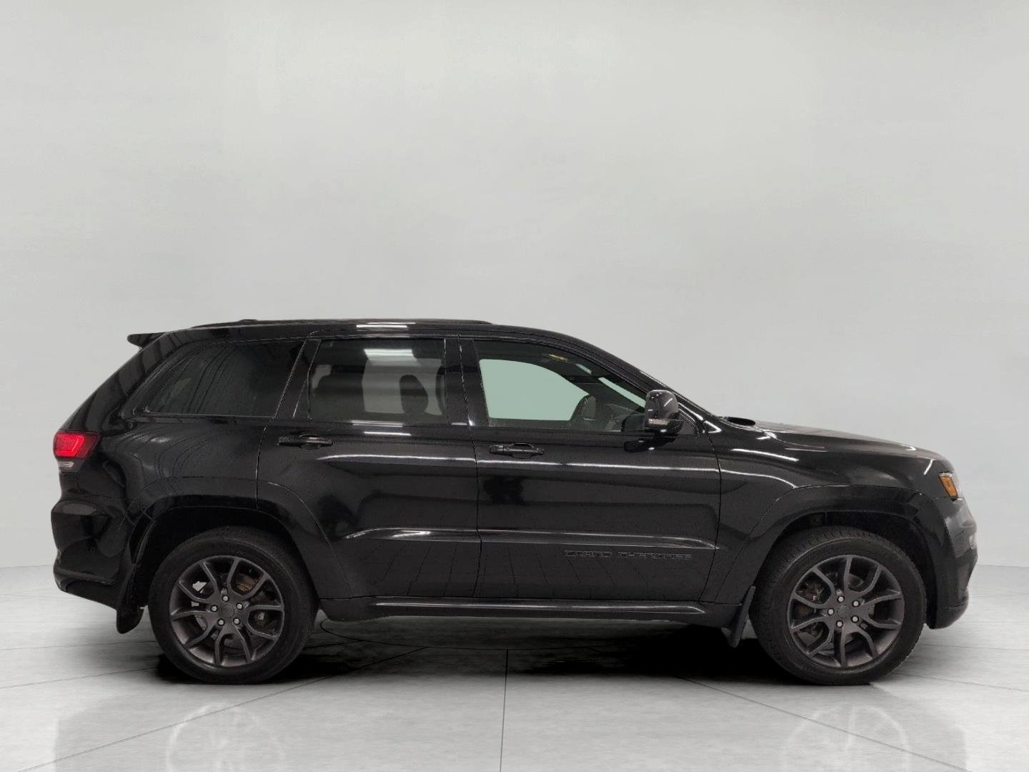 Used 2021 Jeep Grand Cherokee Overland AWD/4WD image 40