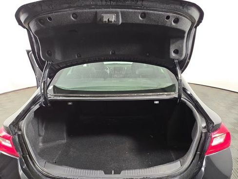 Used 2018 Chevrolet Malibu LT FWD image 29