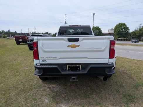 Used 2024 Chevrolet Silverado 3500 W/T AWD/4WD image 4
