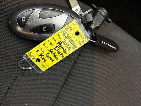 Certified 2025 Hyundai Elantra SEL FWD image 35