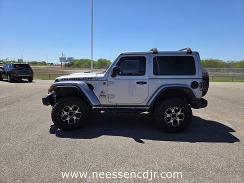 Used 2019 Jeep Wrangler Rubicon w/ LED Lighting Group image 4