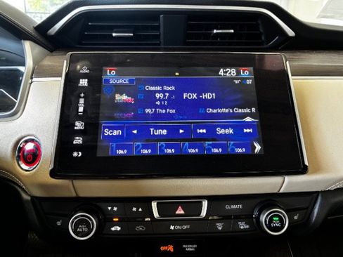 Used 2018 Honda Clarity Plug-In Hybrid image 23