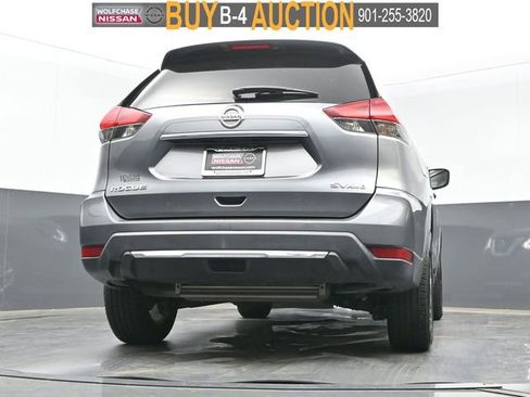 Used 2017 Nissan Rogue SV AWD/4WD image 24