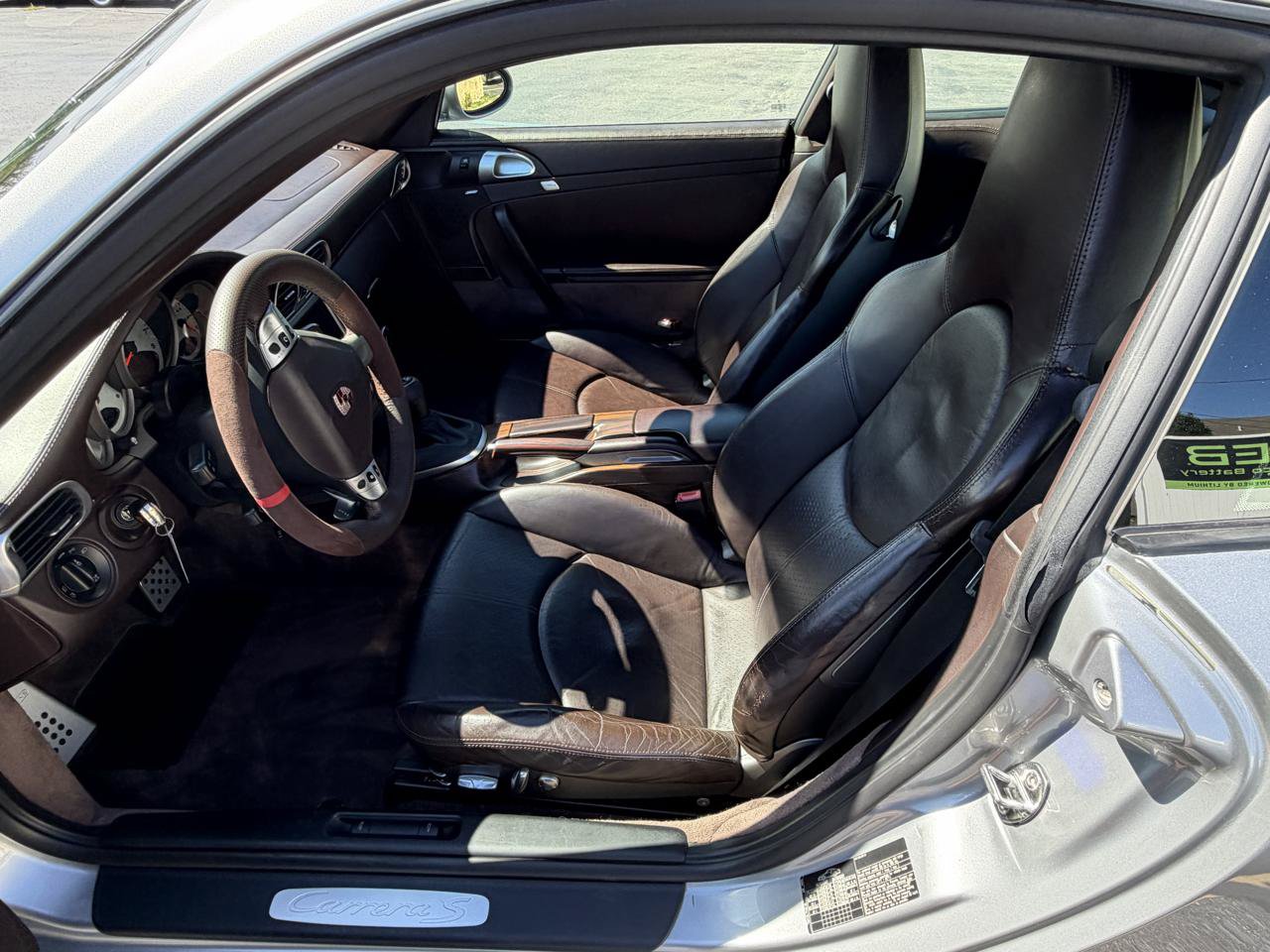 Used 2005 Porsche 911 Carrera S RWD image 14