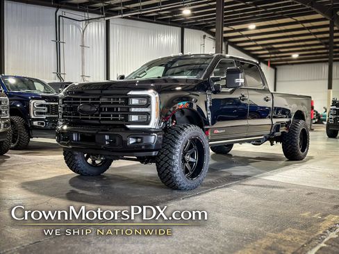 Used 2025 Ford F350 Platinum AWD/4WD image 1