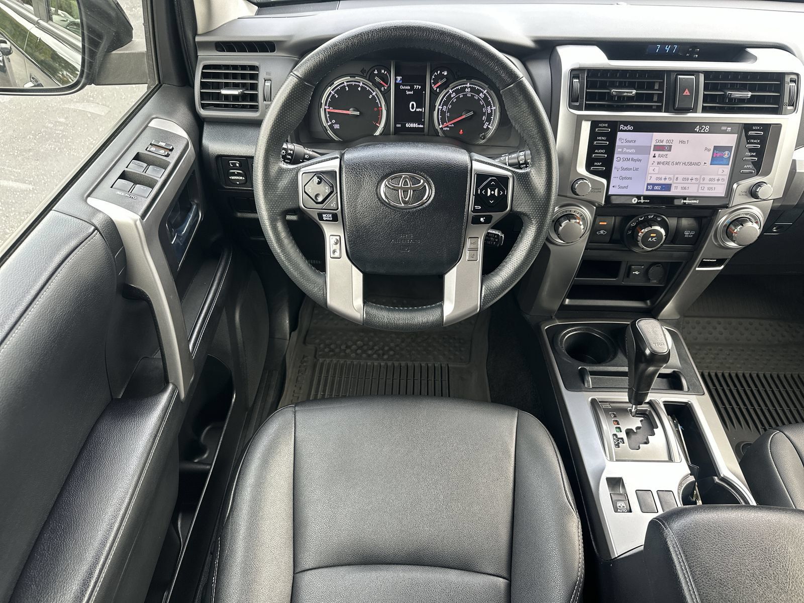 Used 2022 Toyota 4Runner TRD Sport AWD/4WD image 17