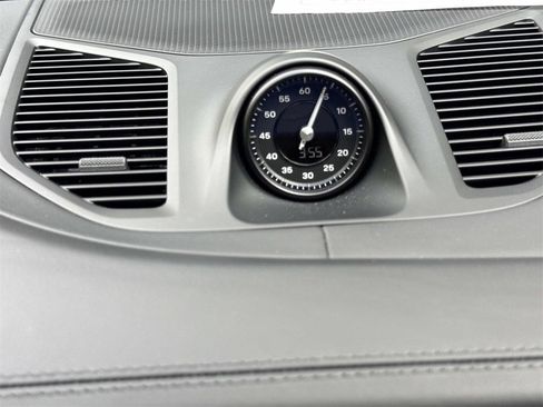 Used 2025 Porsche Cayenne S image 19