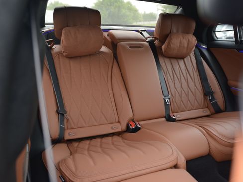 Used 2025 Mercedes-Benz S 63 AMG S image 44