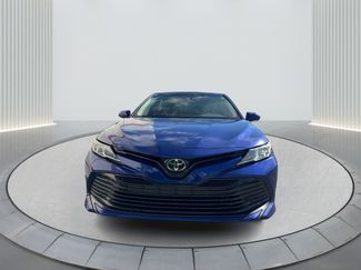 Used 2018 Toyota Camry LE video 2