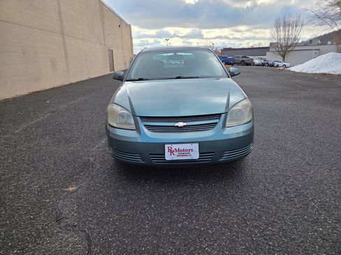 Used 2010 Chevrolet Cobalt LT w/ My Link Package image 2