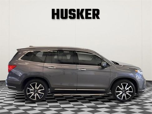 Used 2021 Honda Pilot Touring image 2