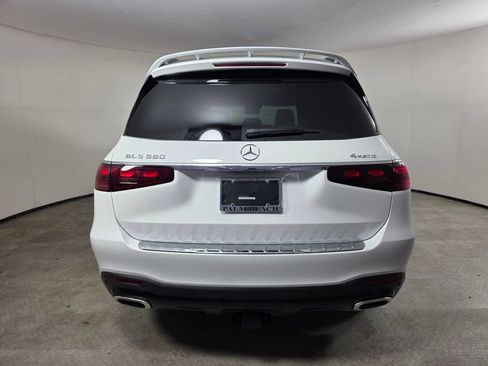 Certified 2026 Mercedes-Benz GLS 580 4MATIC image 5
