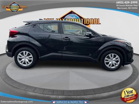 Used 2020 Toyota C-HR LE image 10