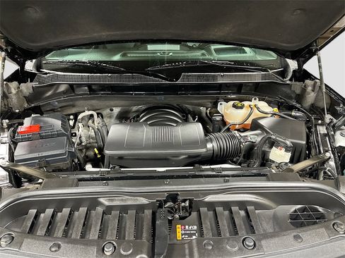 Used 2022 Chevrolet Silverado 1500 LTZ w/ Technology Package image 32